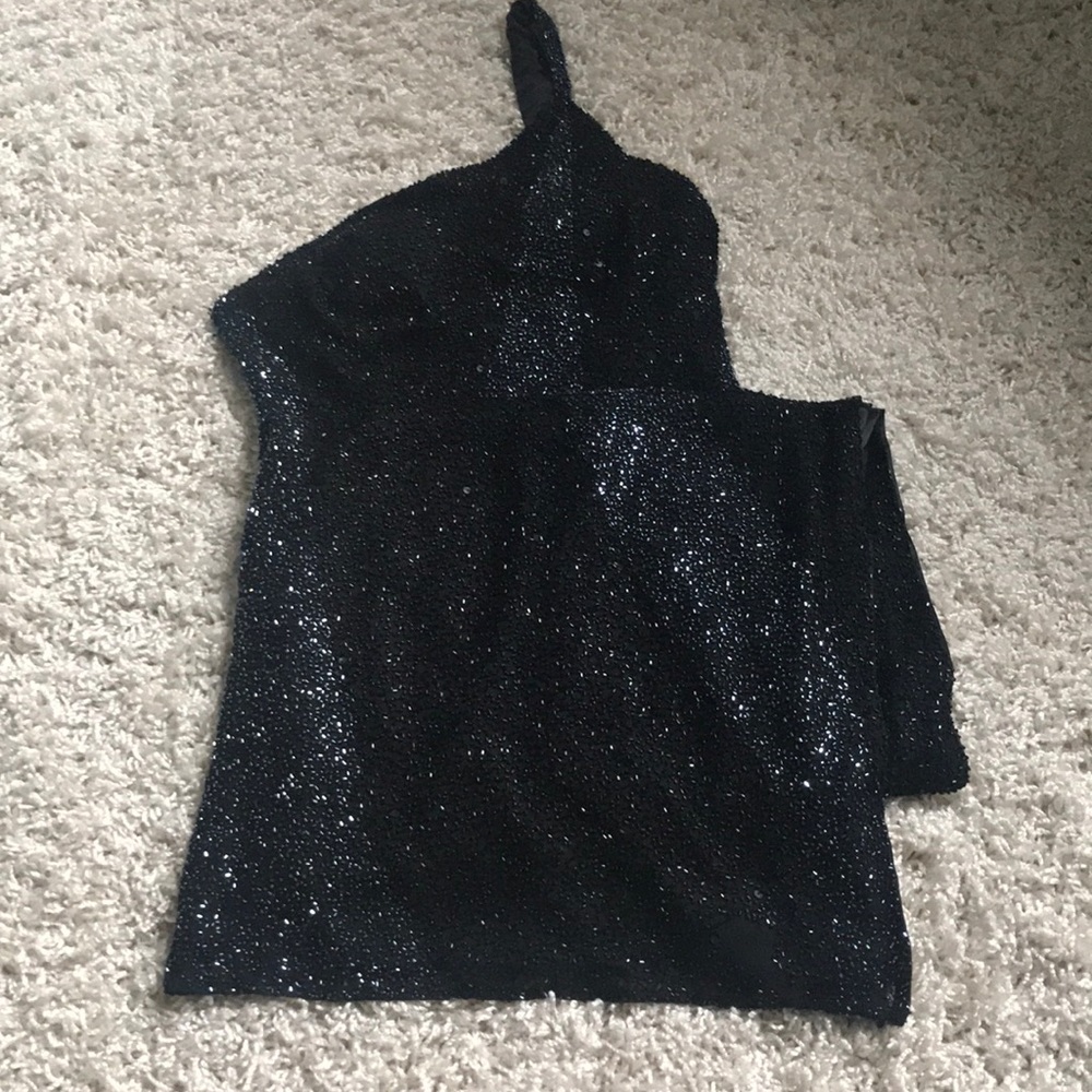 Black sequin glamour - Picture 3 of 3